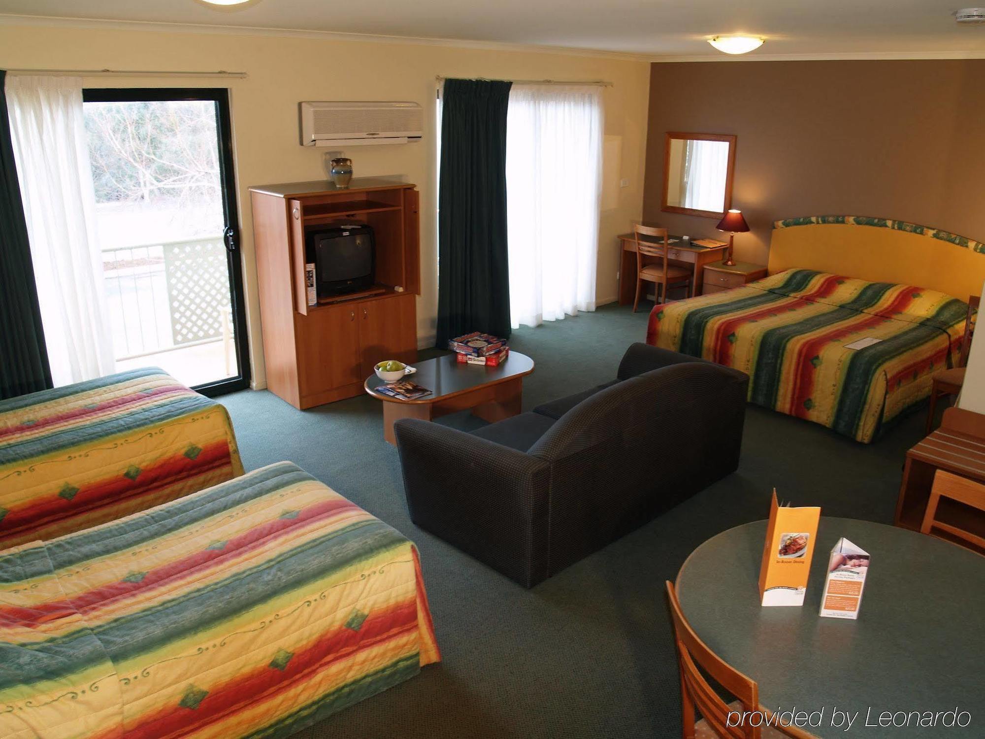 Hotel Alpha Canberra