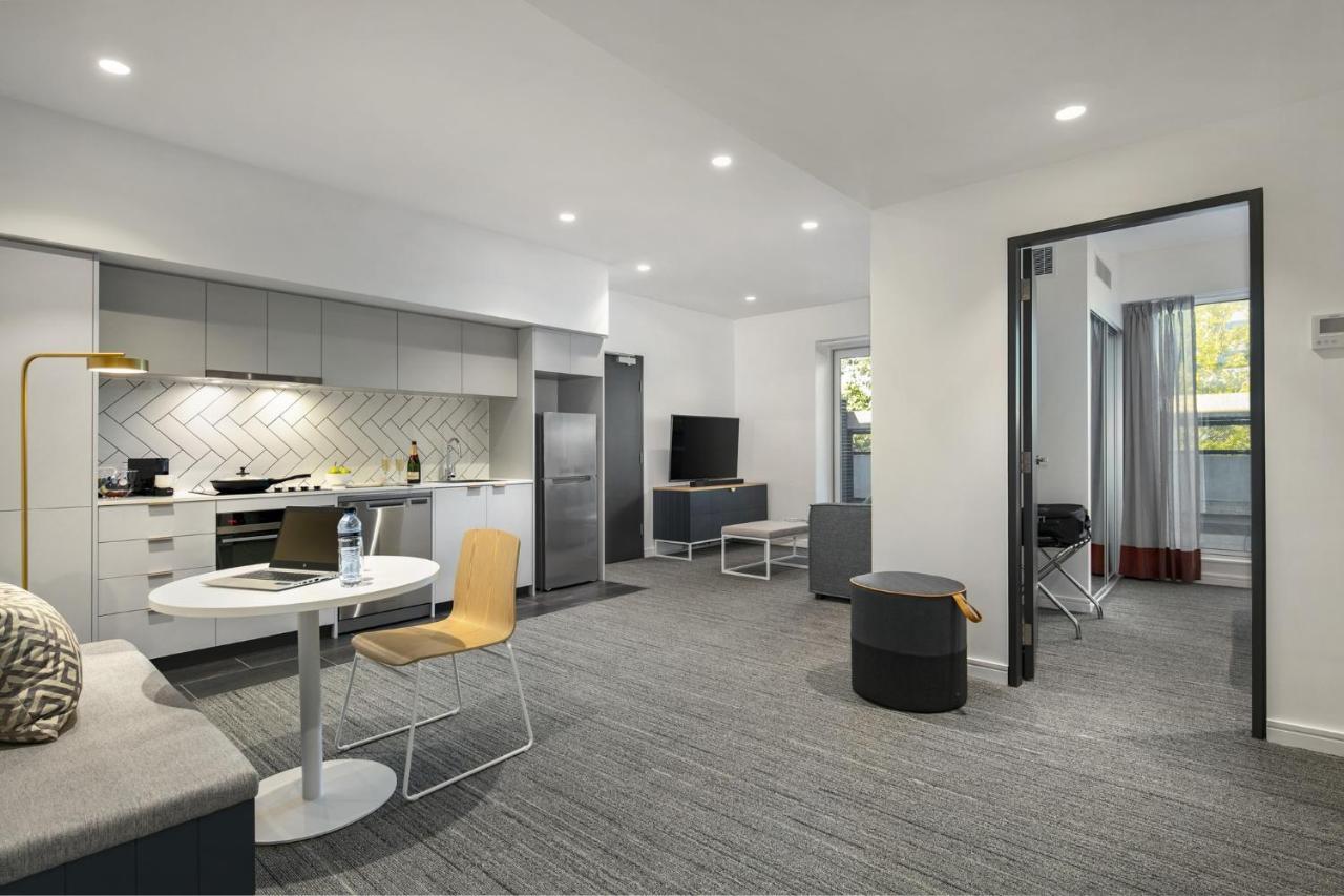Quest Walk Aparthotel Camberra