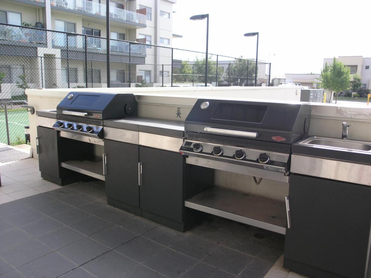 Kesh At Aamira Camberra