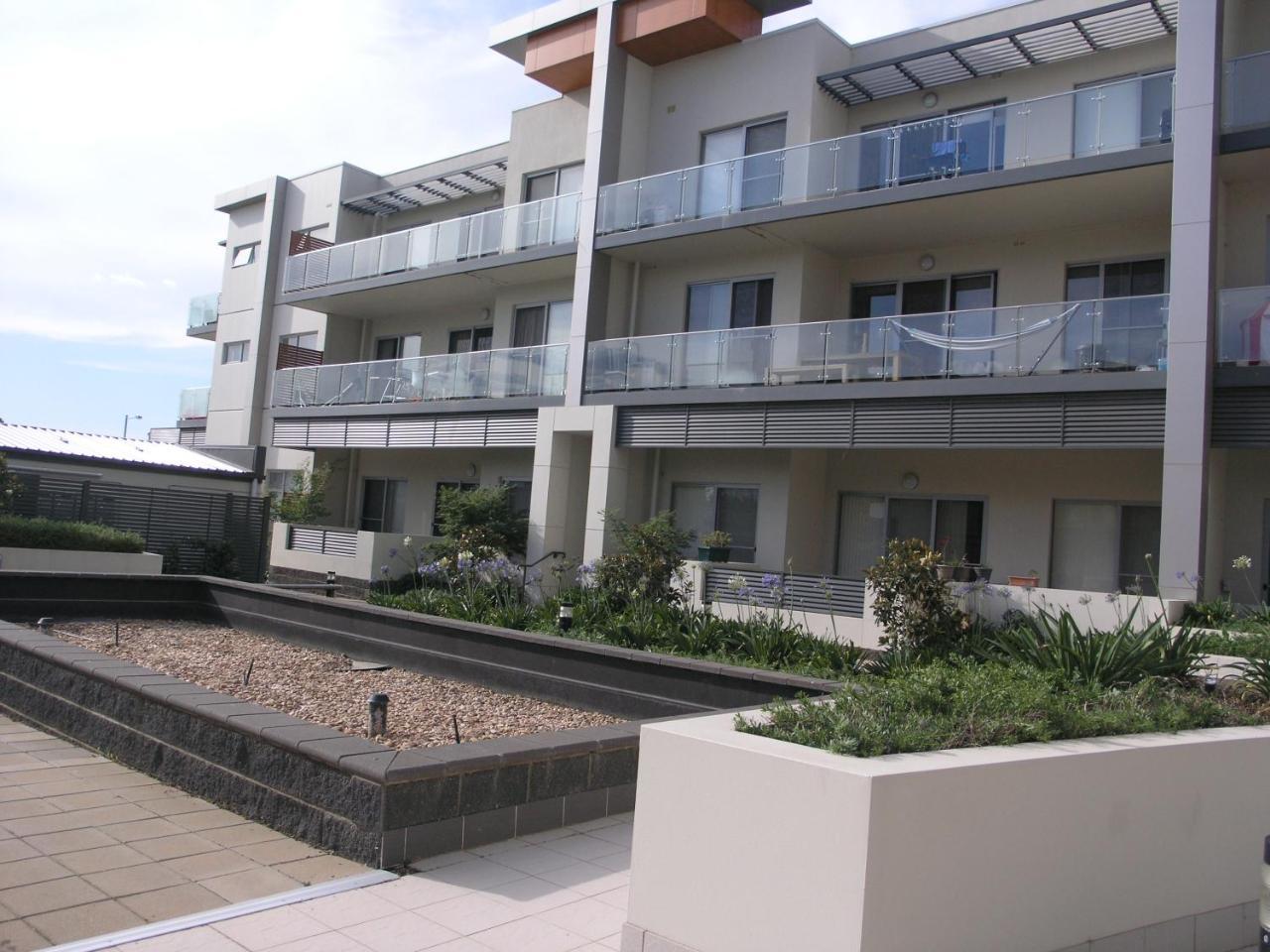 Kesh At Aamira Camberra