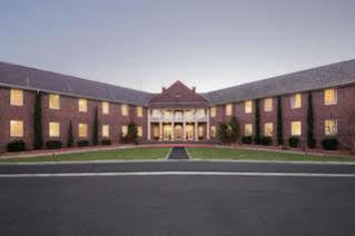 Hotel Brassey - Managed By Doma Canberra