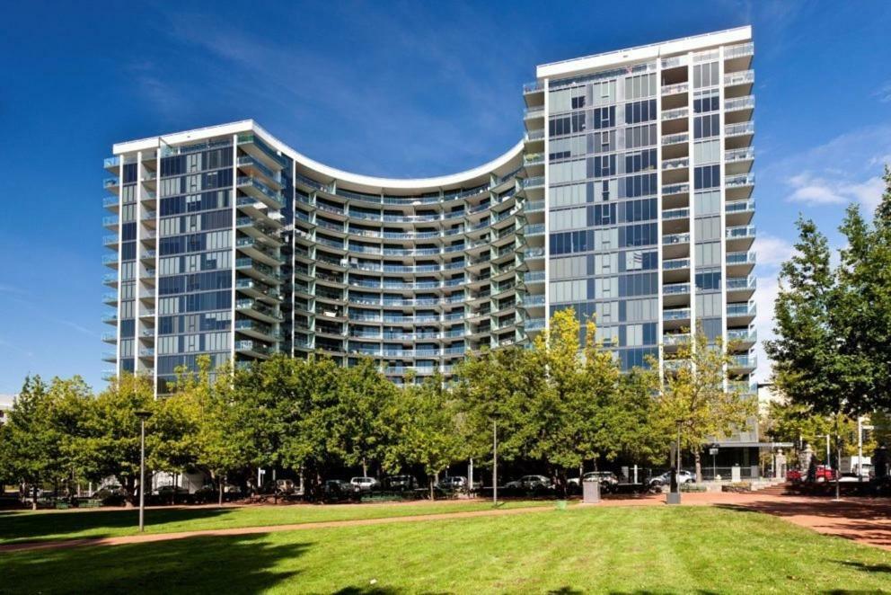 Perfectly Located Modern - Cbd