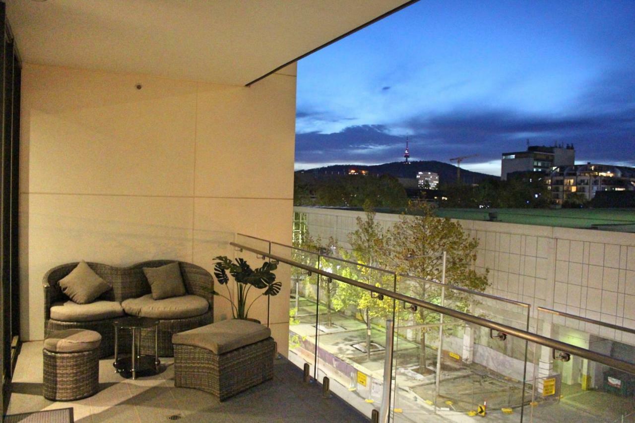 Perfectly Located Modern - Cbd *