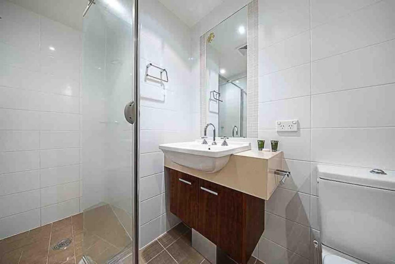 Apartment Spacious 1br Stylish New Acton +parking