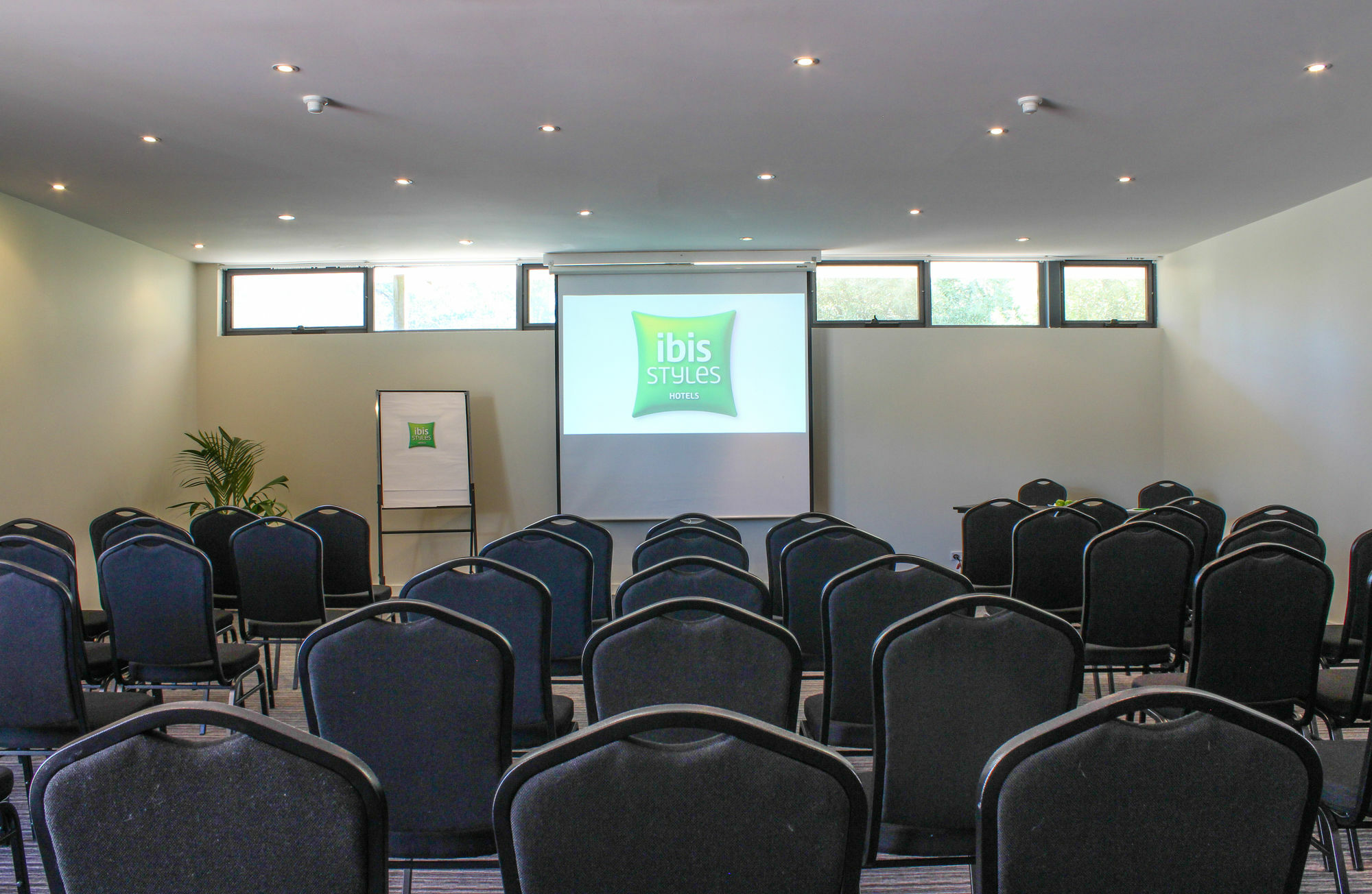 Ibis Styles Eagle Hawk 4*