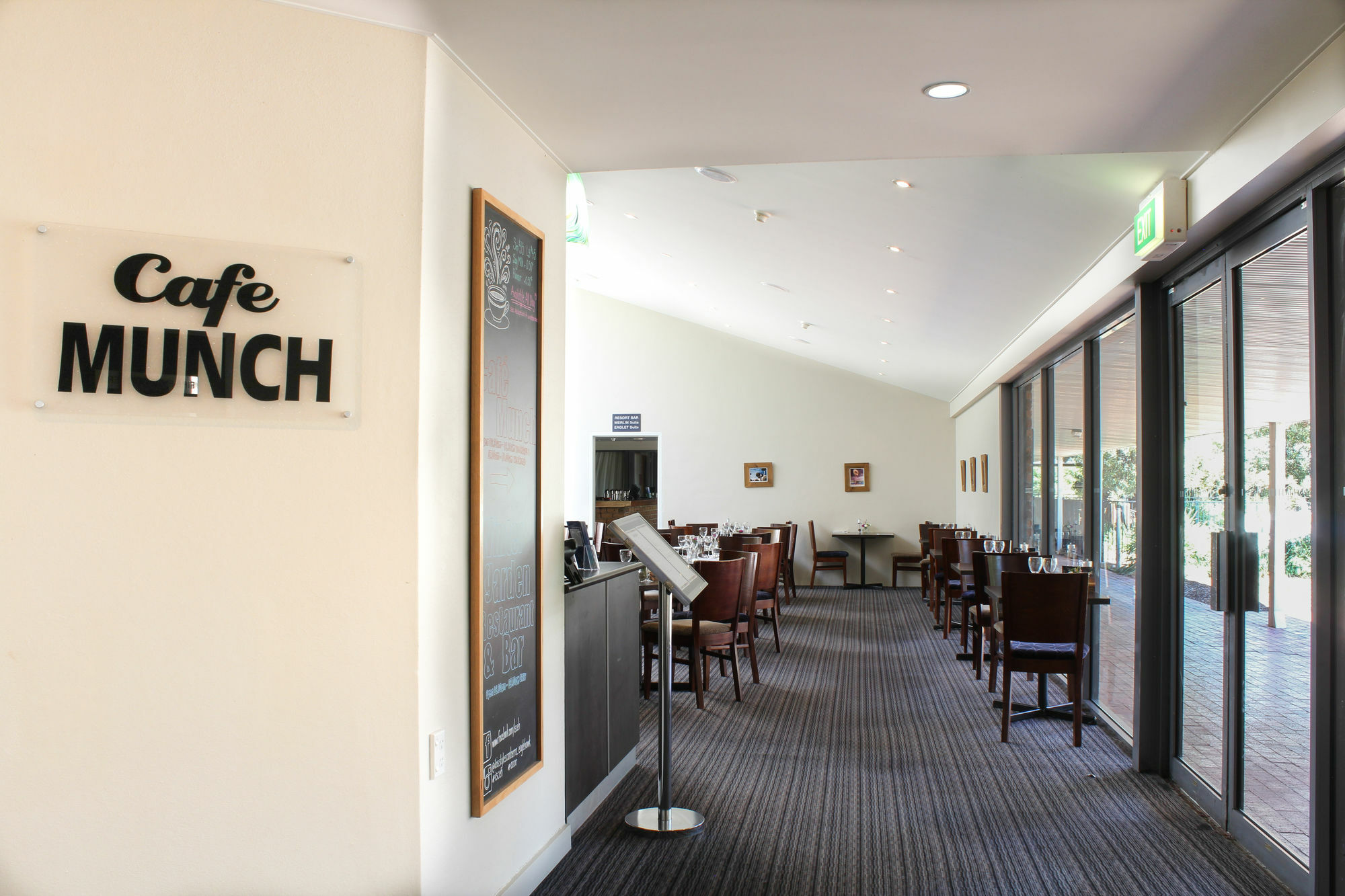 Ibis Styles Eagle Hawk Hotel Camberra