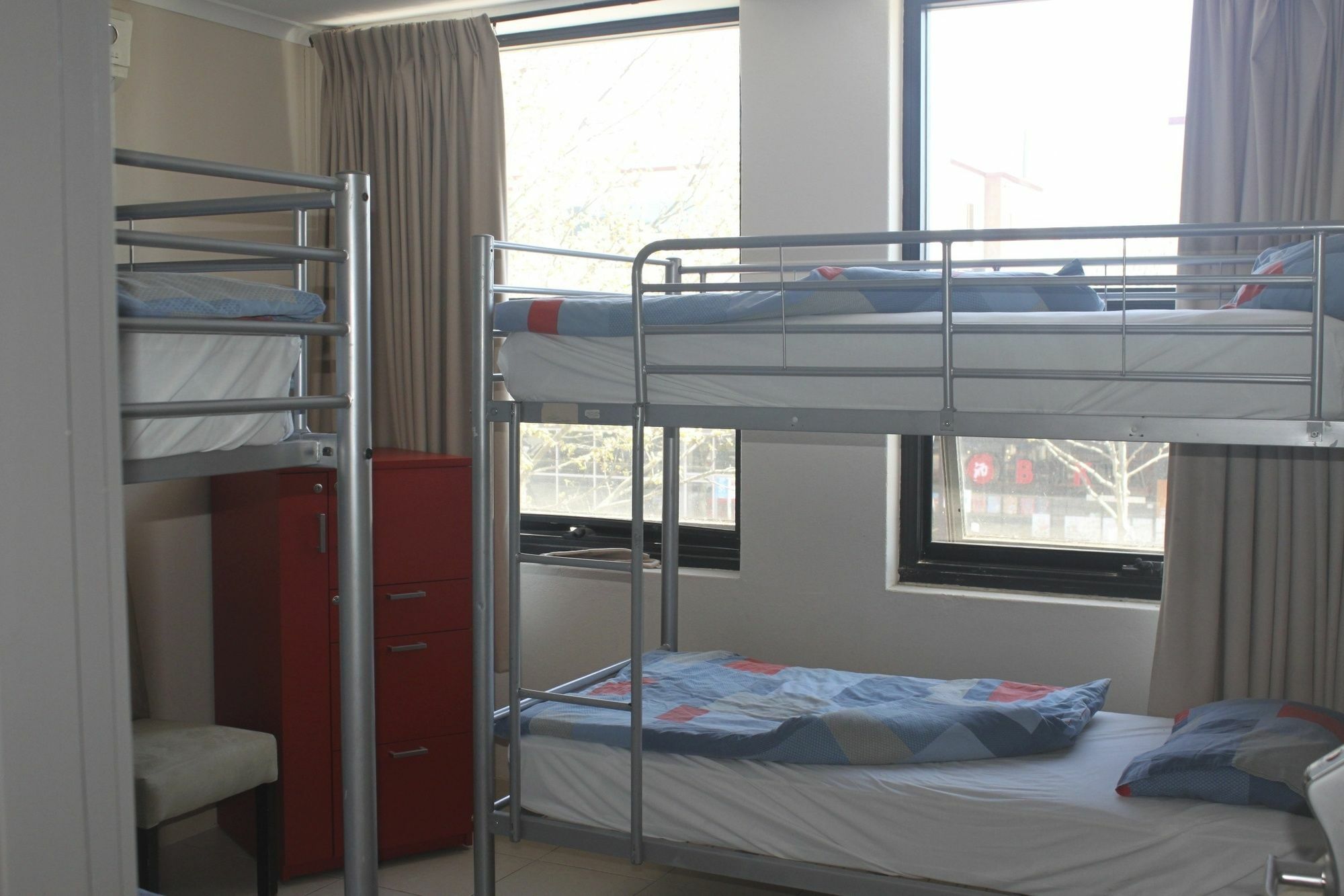Hotel Dickson - 2*
