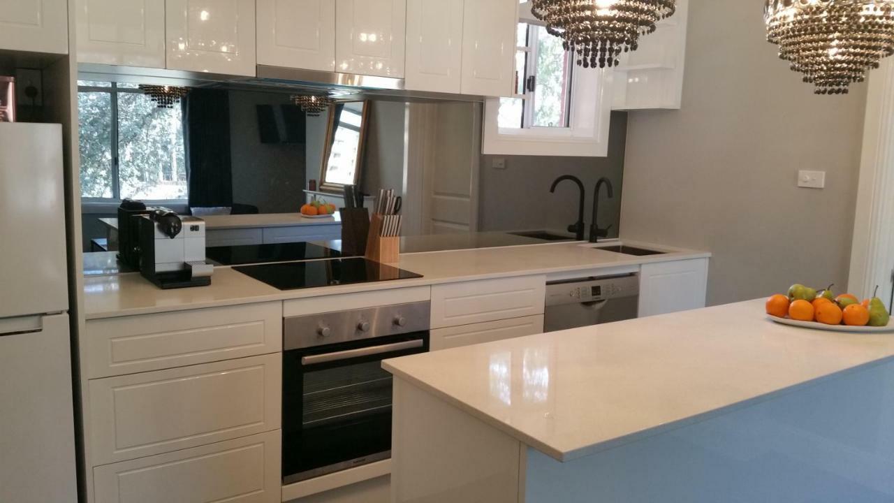Apartment Life Apartment-full Kitchen & Separate Bedroom *