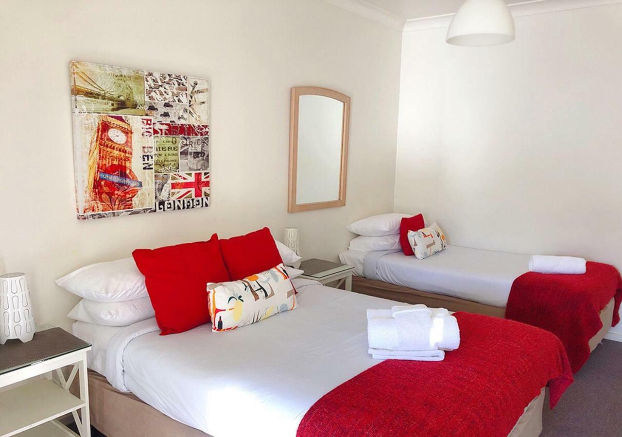 Aparthotel Short Term And 3*