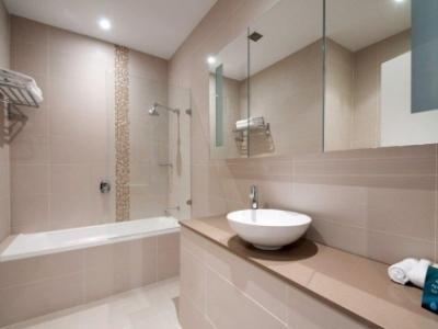 Quest 4* Canberra