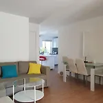 Dana-Private Room In A 3-Bedroom Apartment-3