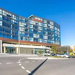 Perfectly Located 1Br Ba Apartment