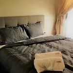Ivy And Roses Boutique Apartments