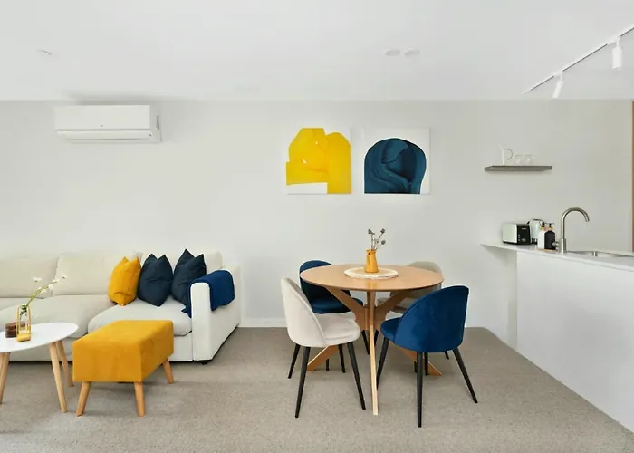 Kashmir, Modern And Luxury 2Br 2Ba, Fast Wifi & Netflix, Free Parking, Central Location, Near Cbd