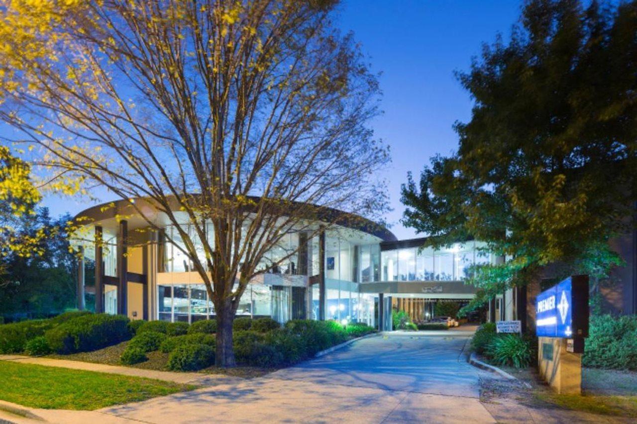 Ramada Encore By Wyndham Belconnen Hotel