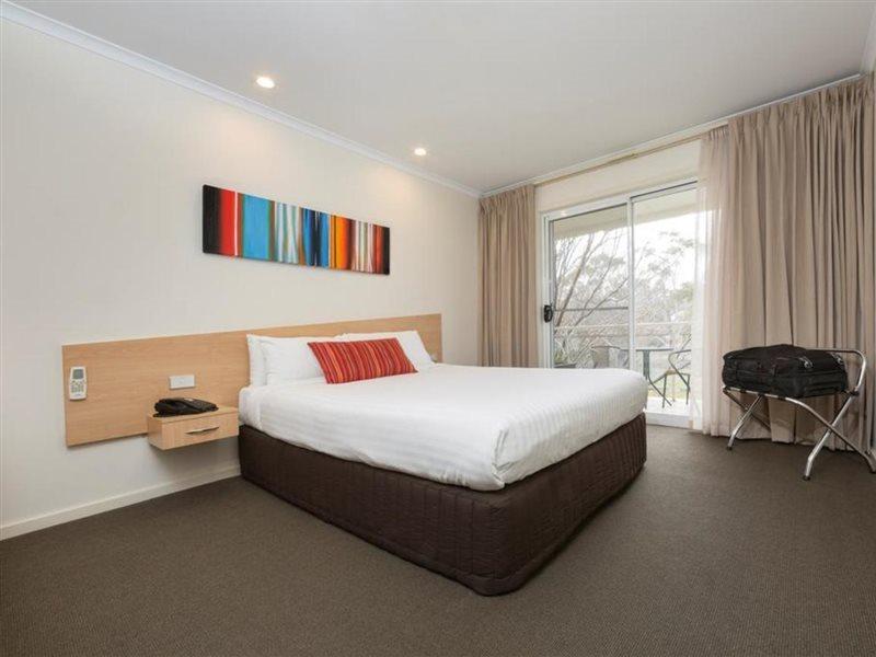 Hotel Ramada Encore By Wyndham Belconnen