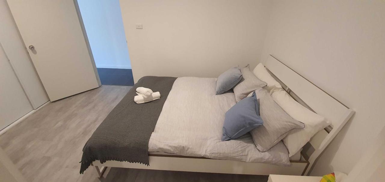 Apartment One-bedroom In The Heart Of The Canberra