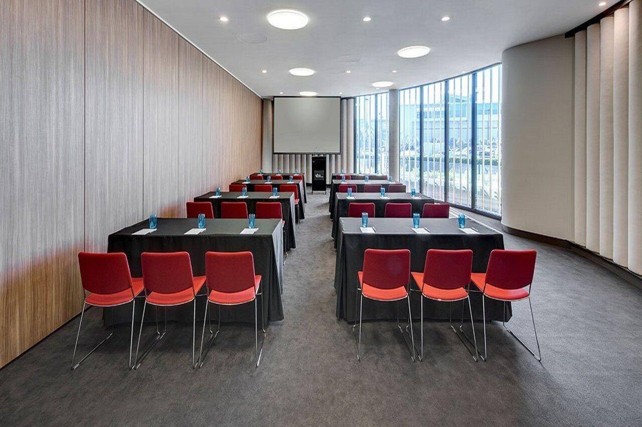 Vibe 4* Canberra