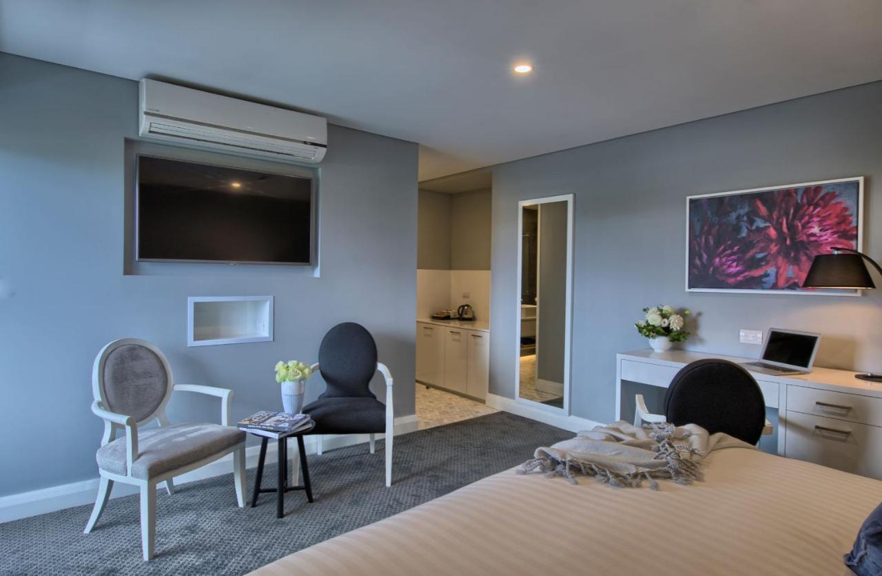 Rex Hotel