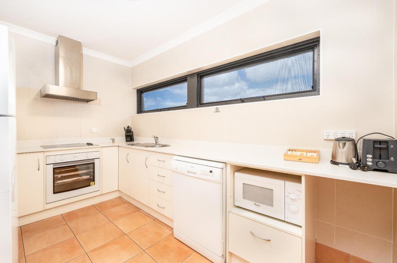 Forrest & 3* Canberra