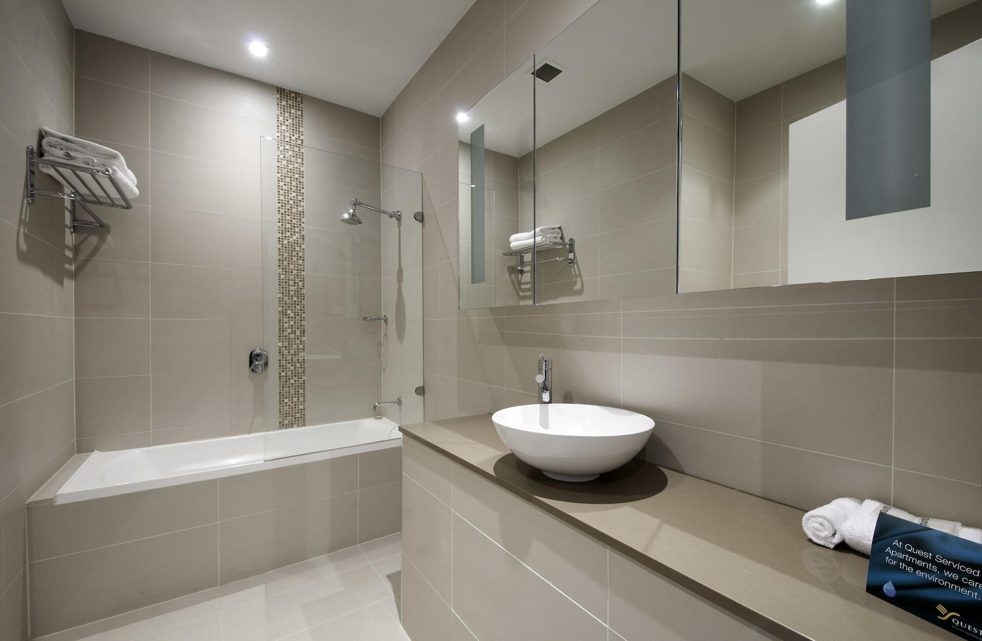 Quest Aparthotel Canberra