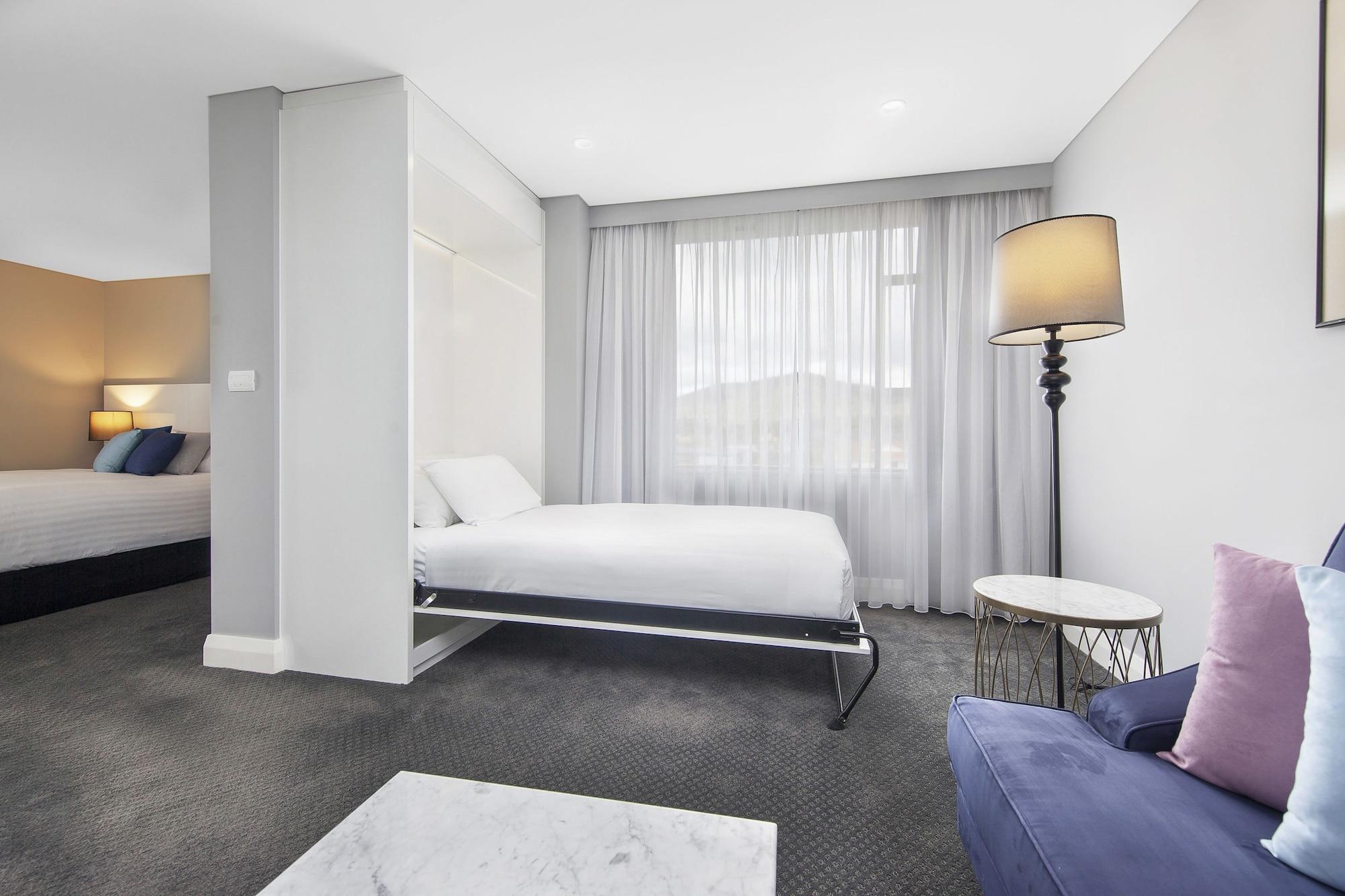 Rex Hotel