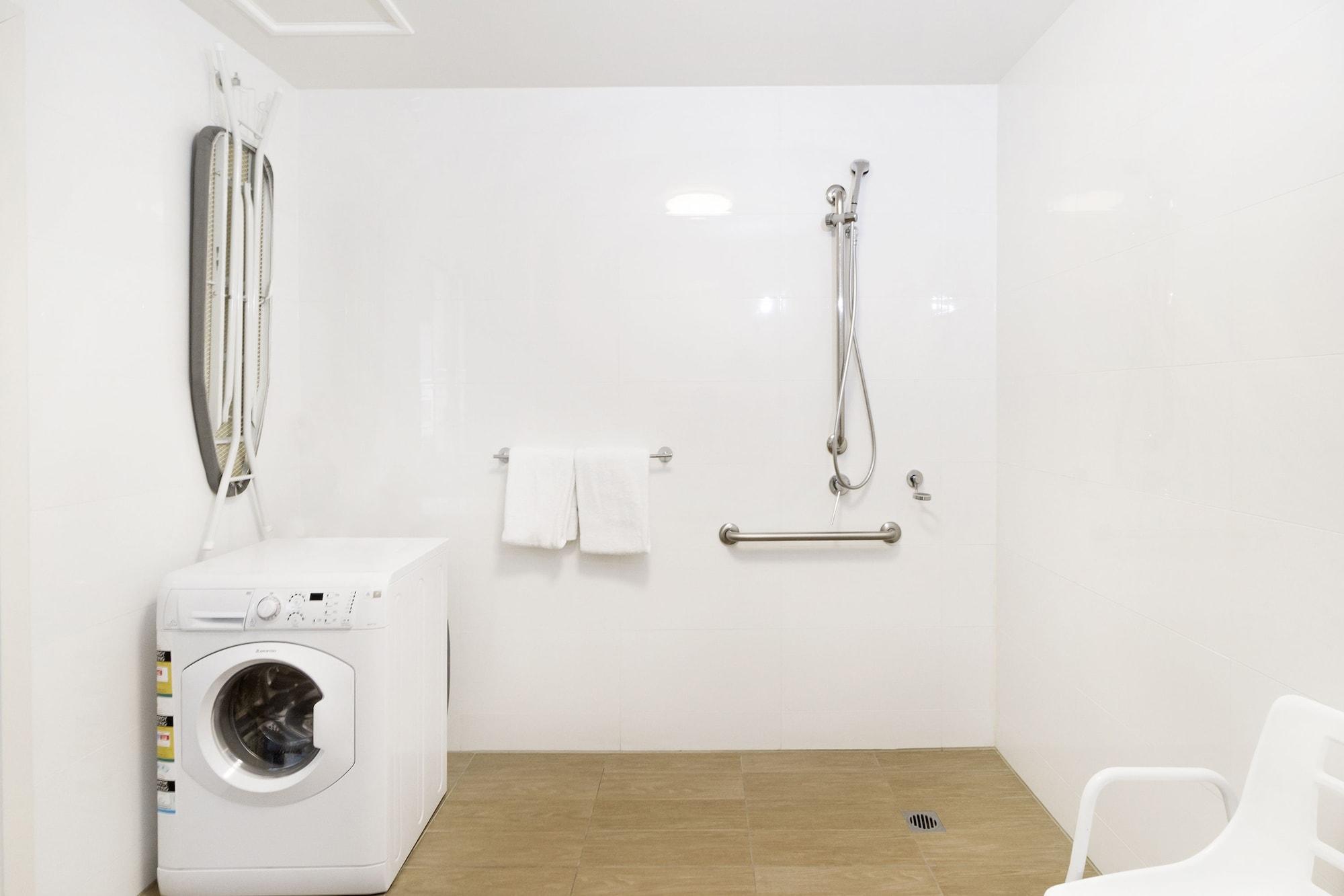Abode Gungahlin Aparthotel 4*