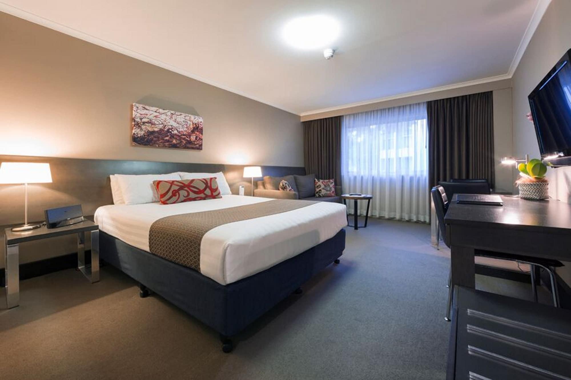 Pavilion On Northbourne 4*