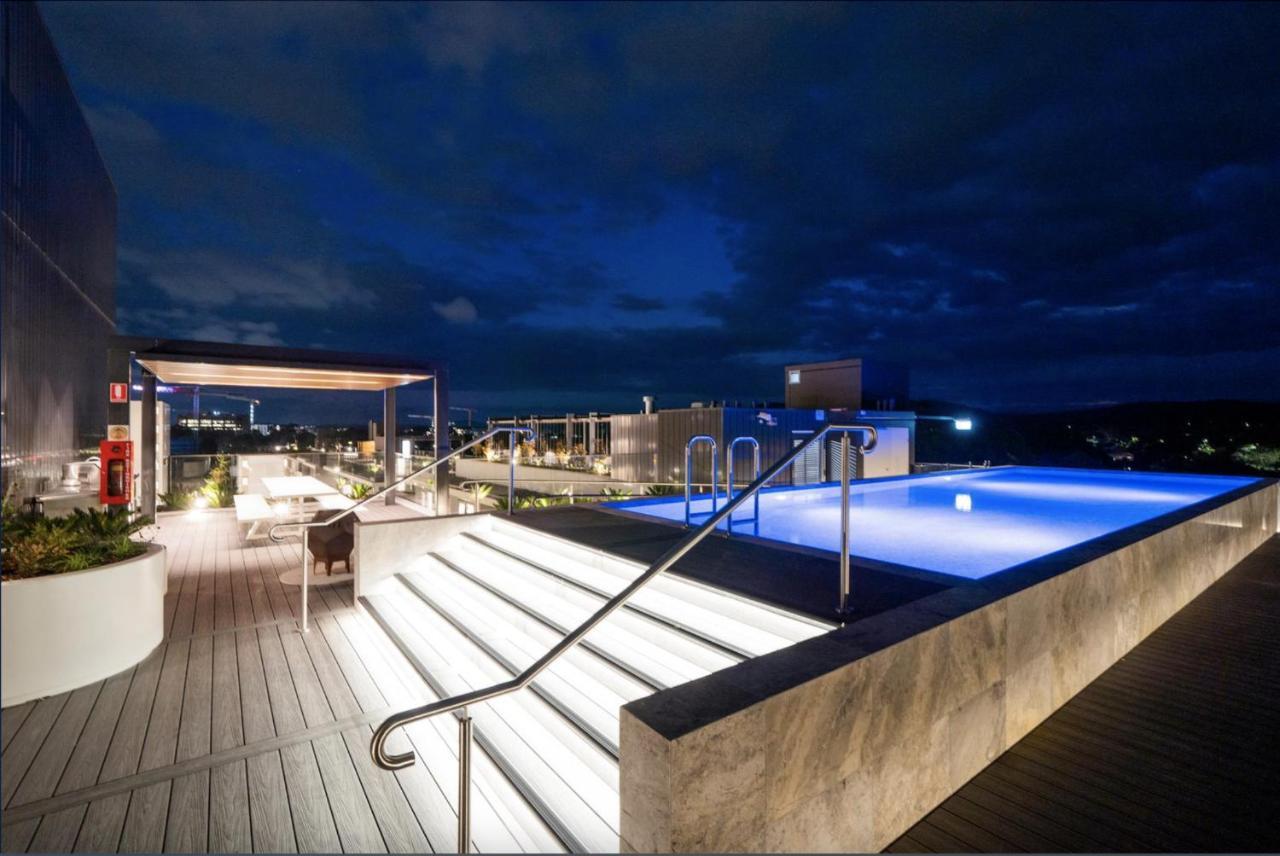 The Hamptons - Lux 2 Bed 2 Bath, Pool - Location *