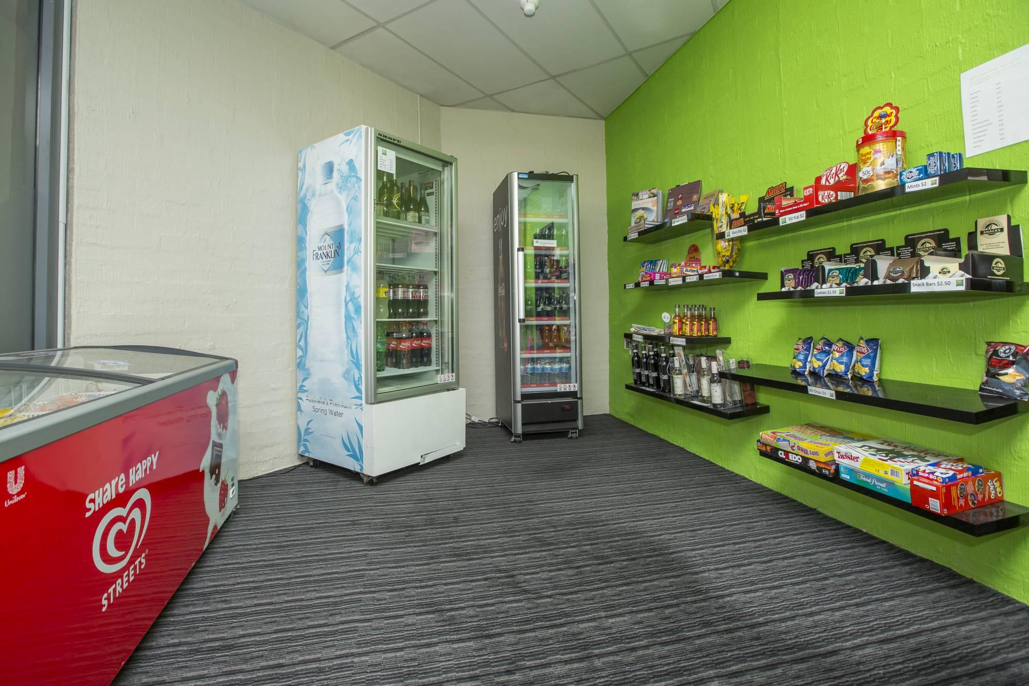 Hotel Ibis Styles Eagle Hawk 4*