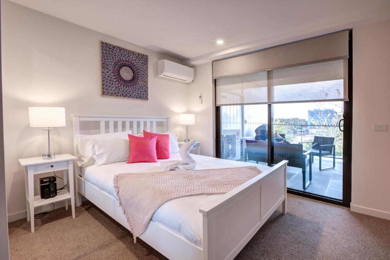Apartamento The Hamptons - Lux 2 Bed 2 Bath, Pool - Location Camberra