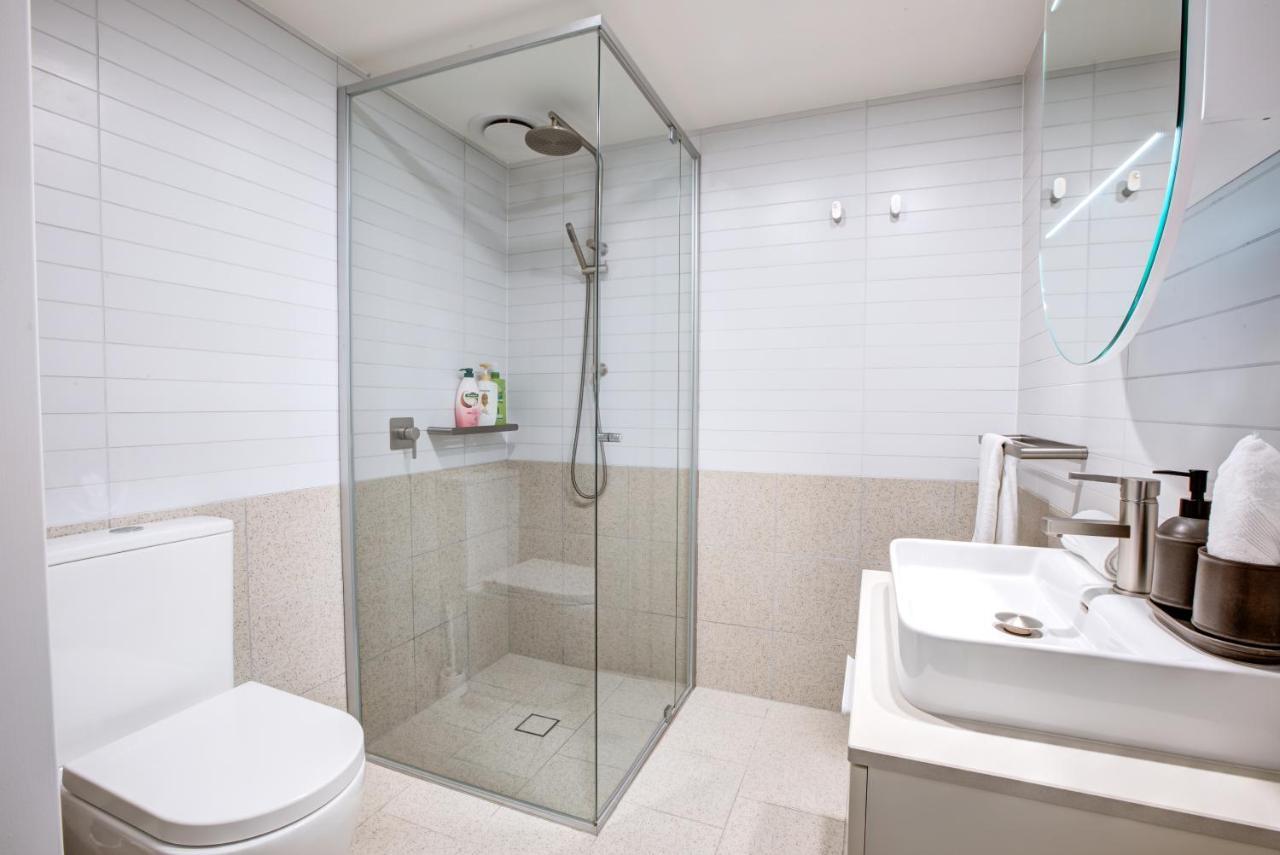 Apartamento The Hamptons - Lux 2 Bed 2 Bath, Pool - Location *