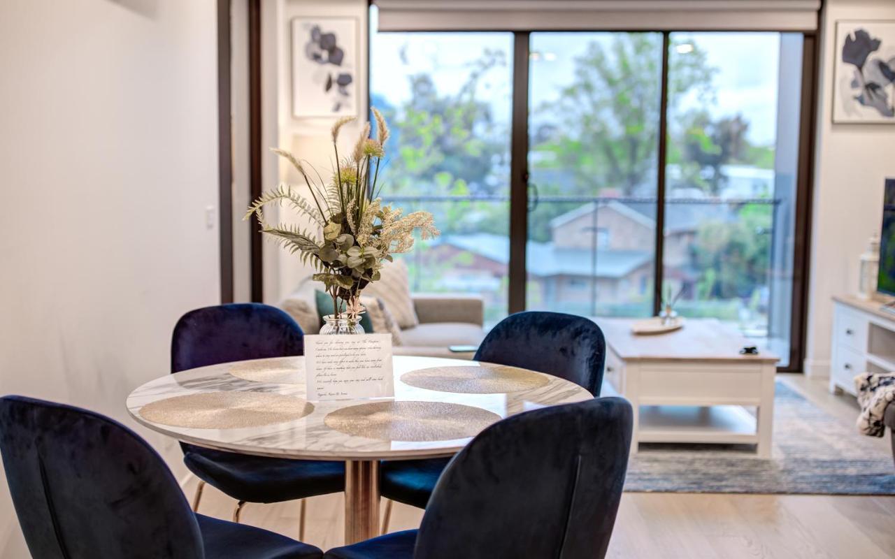 Apartamento The Hamptons - Lux 2 Bed 2 Bath, Pool - Location Camberra