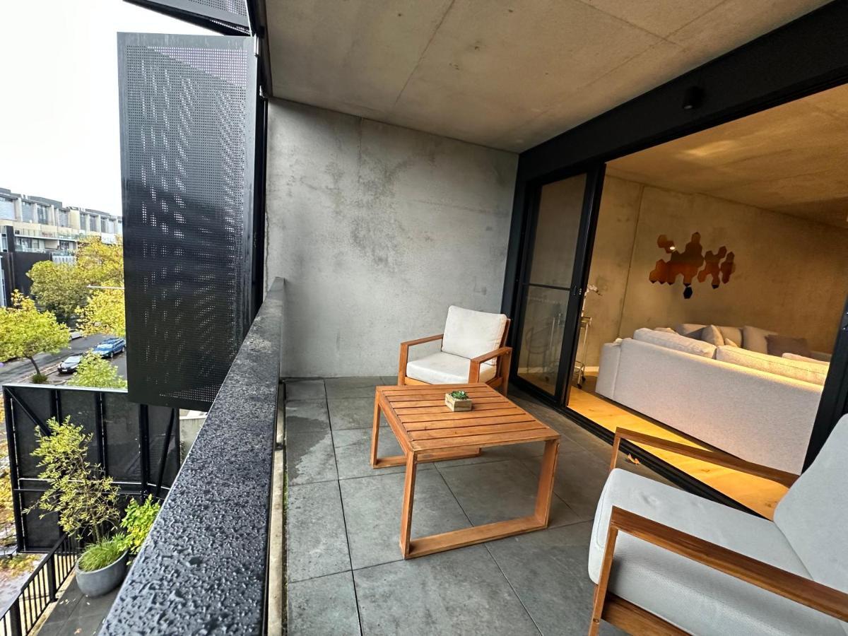 Palko - Luxury In The Apartment