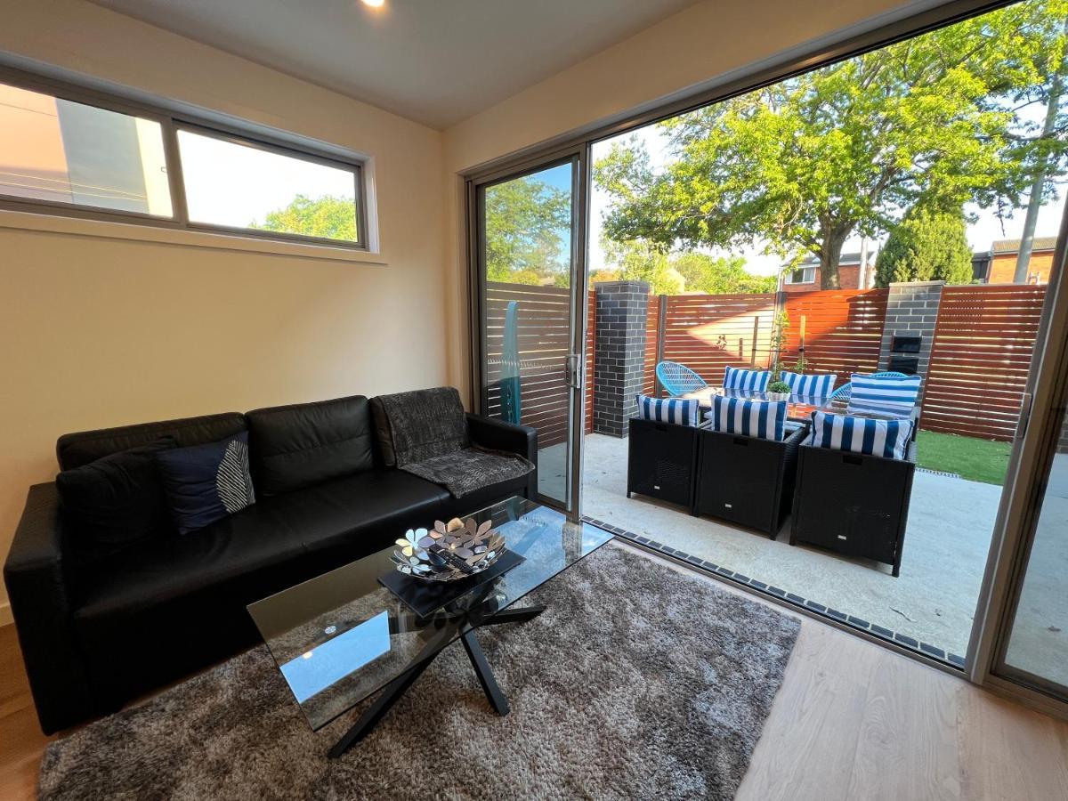 Holiday home Stunning Dickson Luxe 3br 2bath Double Garage Wifi Brand New Canberra