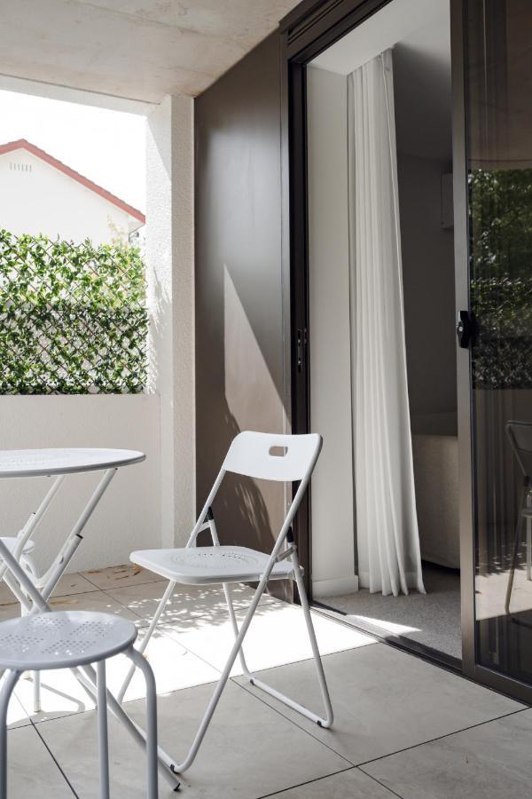 Kashmir, Modern And Luxury 2br 2ba, Fast Wifi & Netflix, Free Parking, Central Location, Near Cbd * Canberra