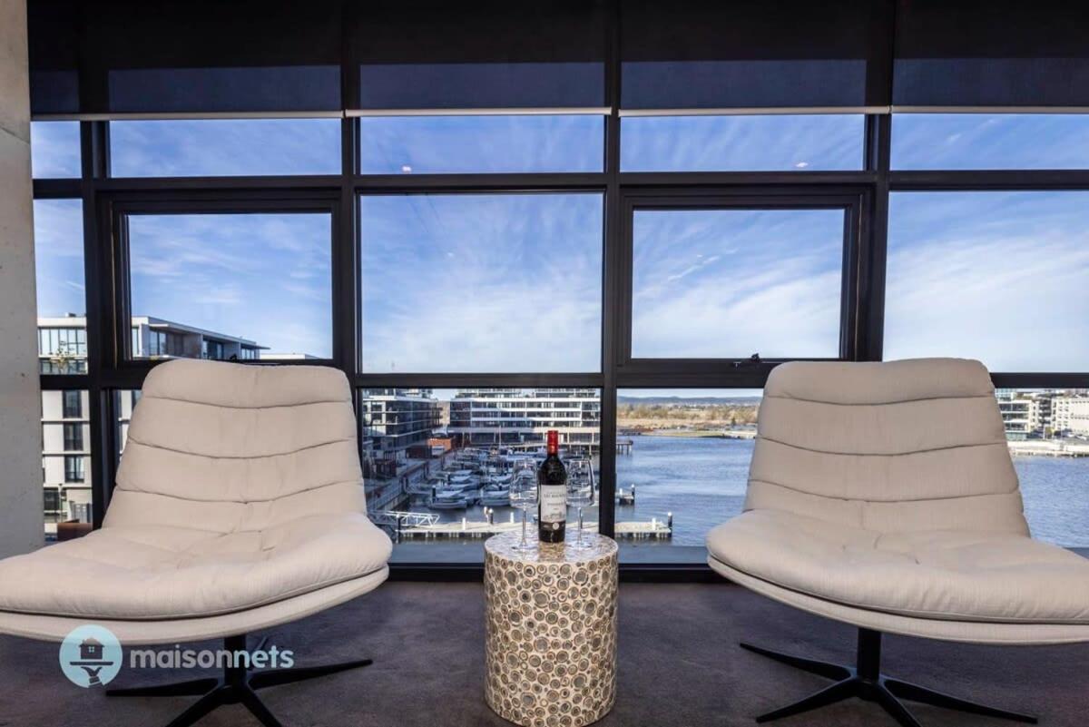 Apartment Modern 2 Bdrm With Water Views 2x Car Spots Canberra