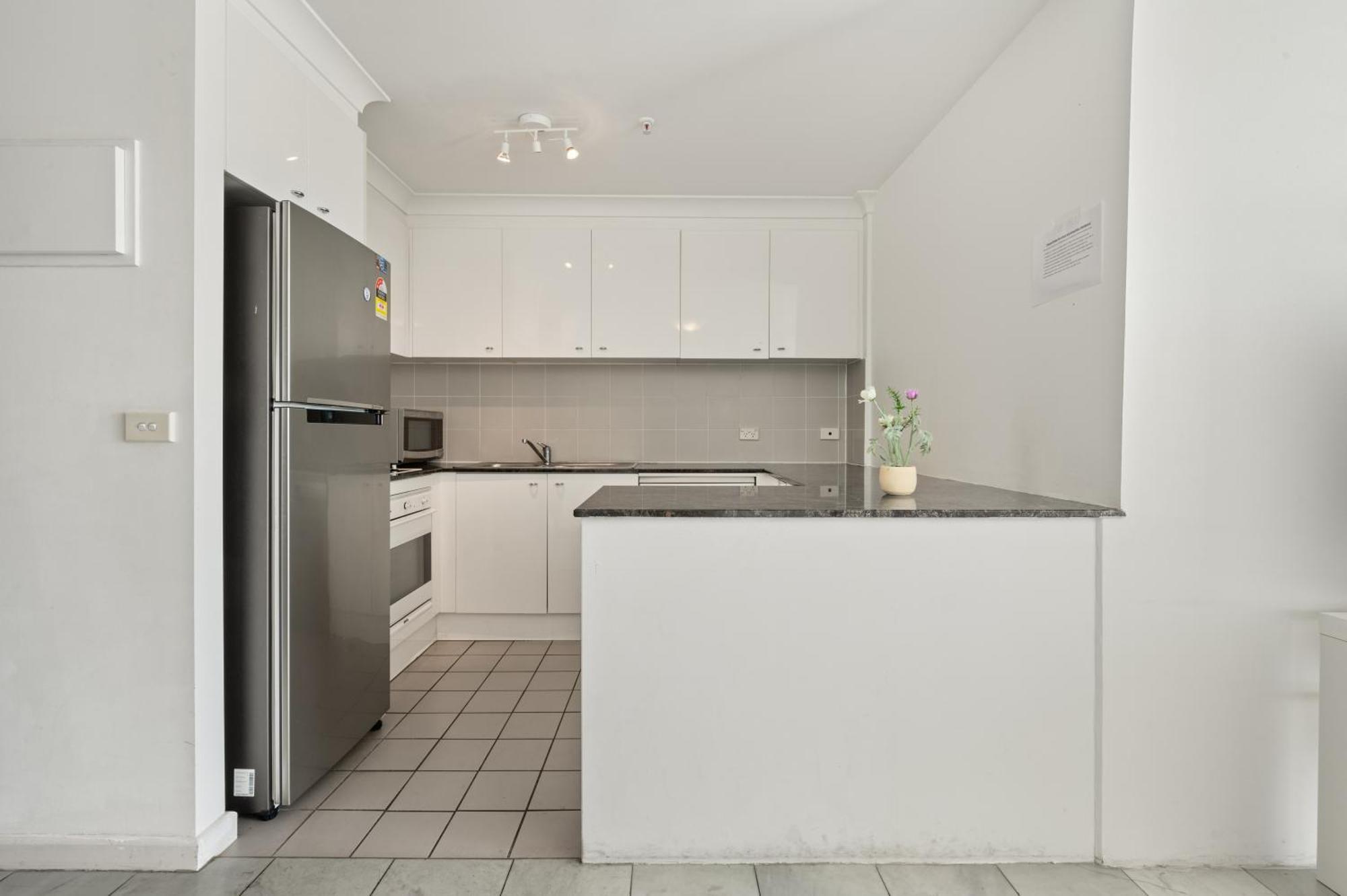 Homestay Dana-private In A Shared Duplex -1