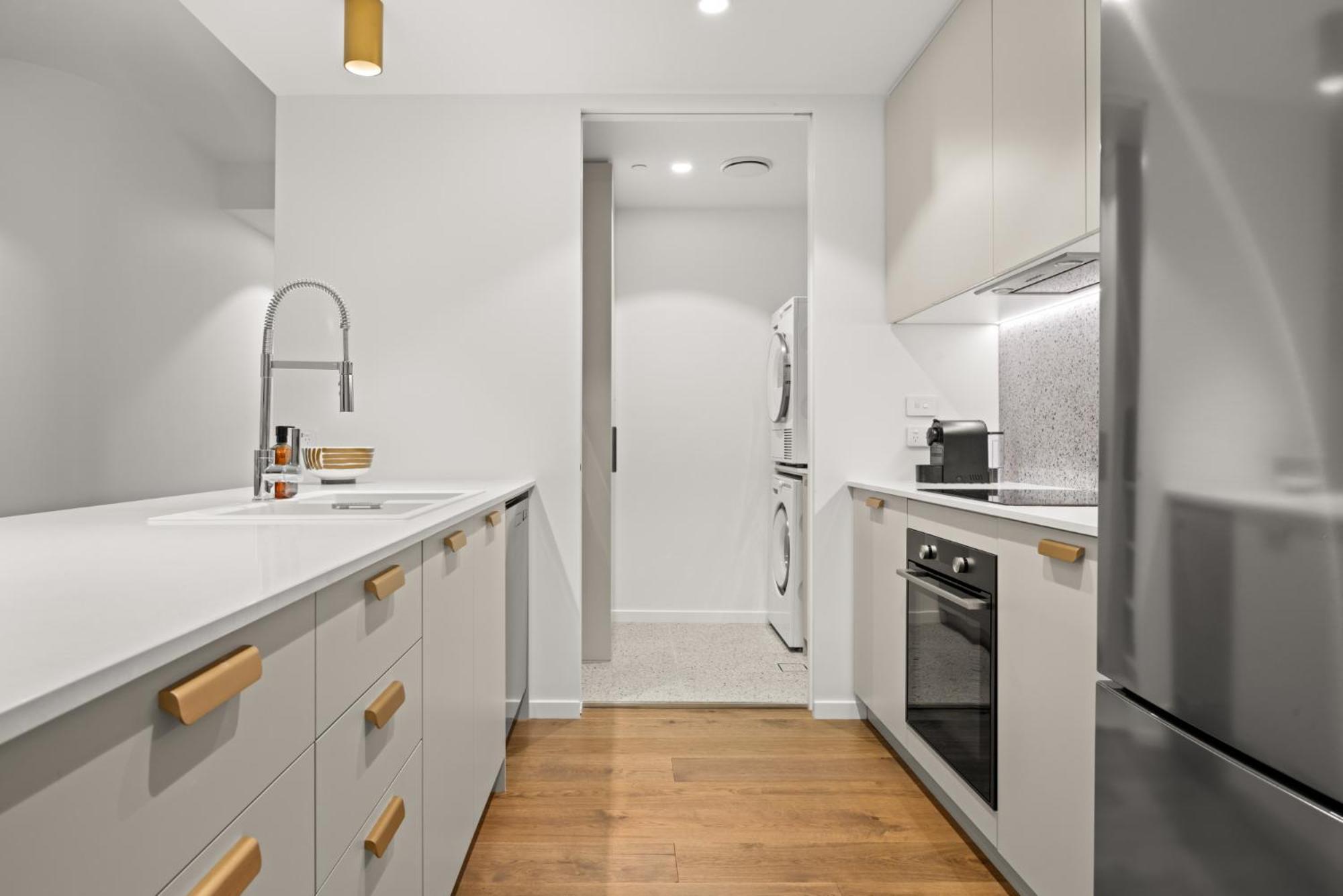 Elegant 2-bed Urban Retreat With Outdoor Dining * Canberra