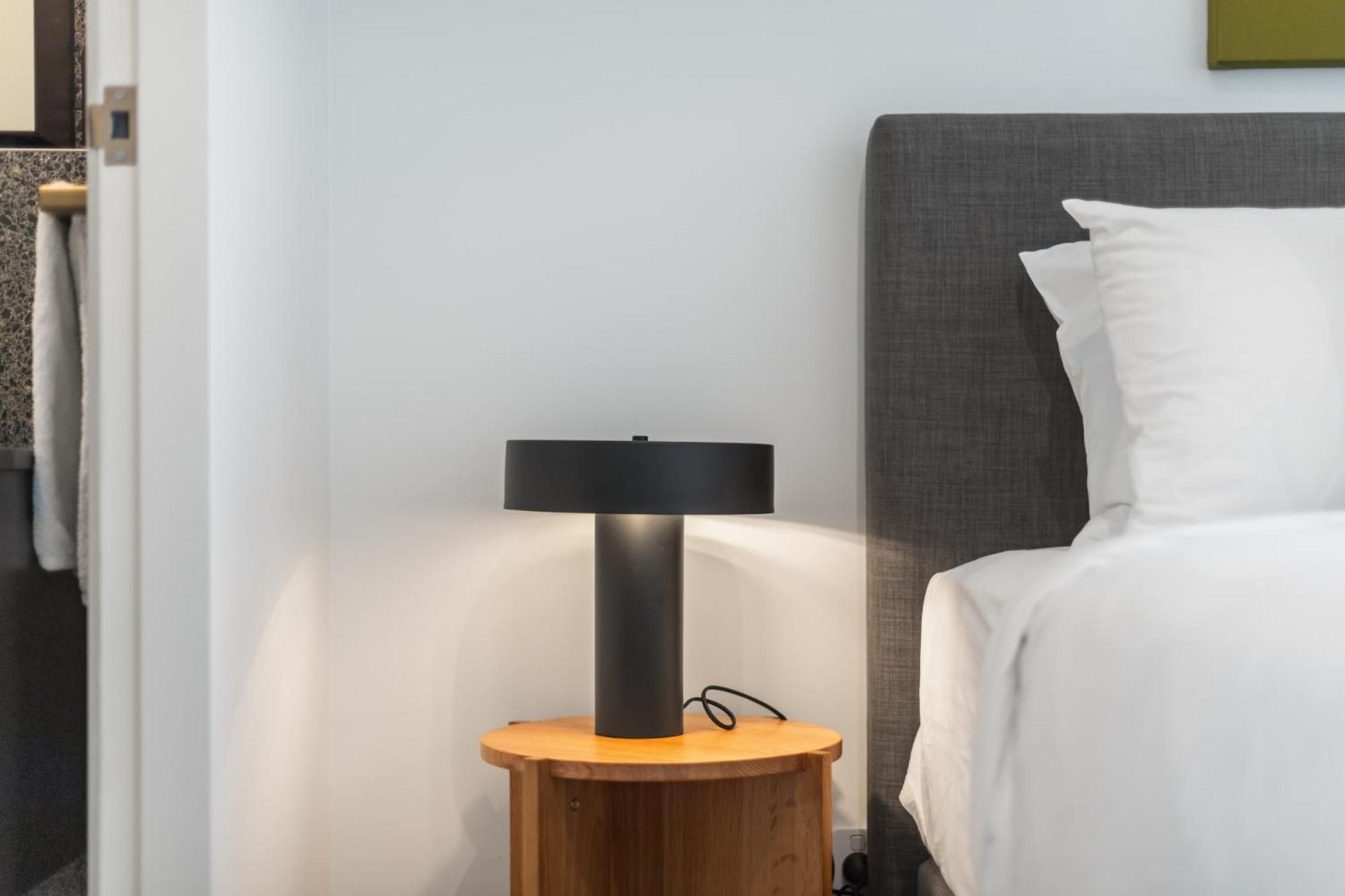 Stylish 2-bed In Braddon With Alfresco Dining * Canberra