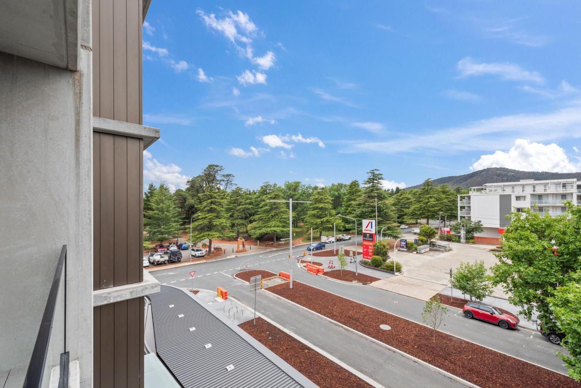 Stylish 2-bed In Braddon With Alfresco Dining