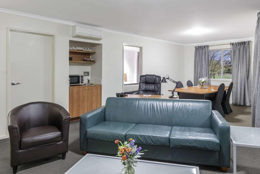 Ramada Encore By Wyndham Belconnen Canberra