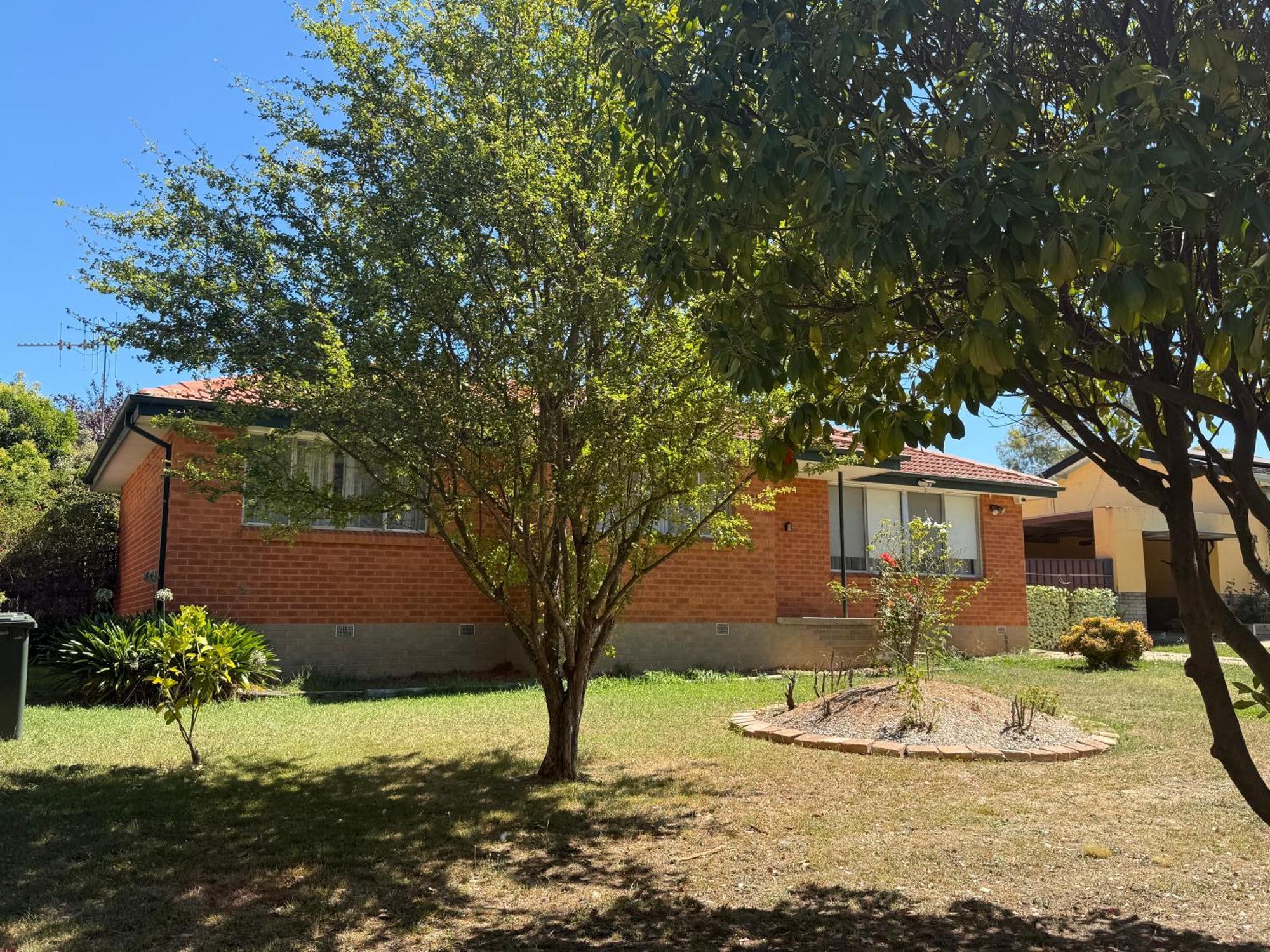 Scullin 3br House * Canberra