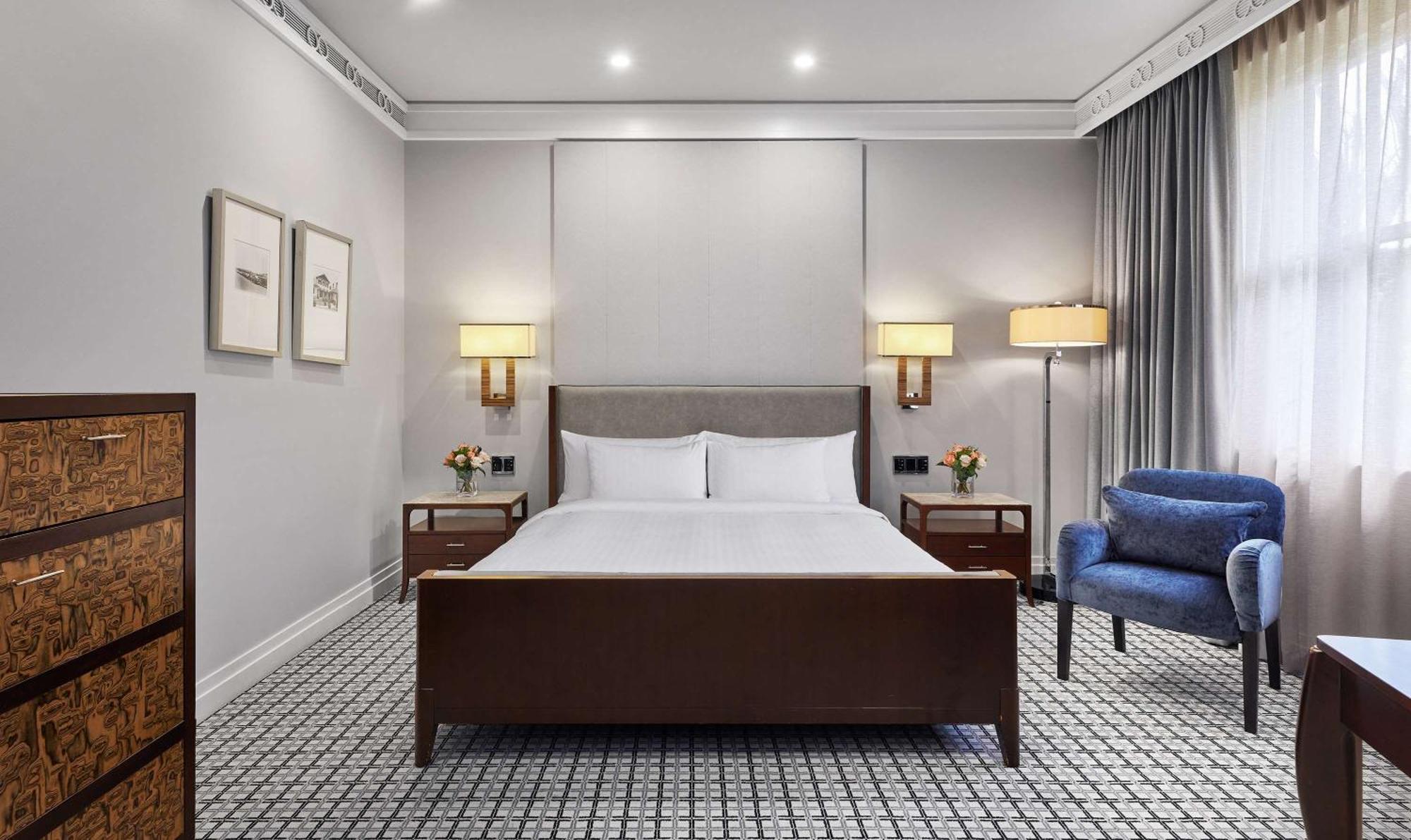Hyatt - A Park Hyatt