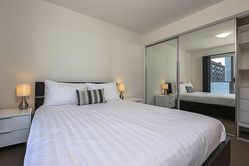 Accommodate - Braddon Apartment *
