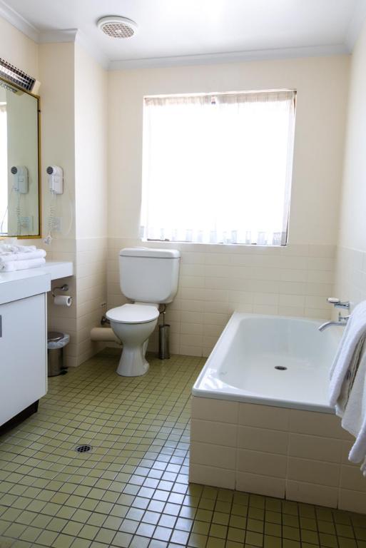 Hotel Kingston Court Serviced 4*