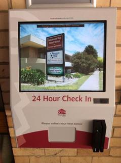 Hotel Belconnen Way & Serviced 3*