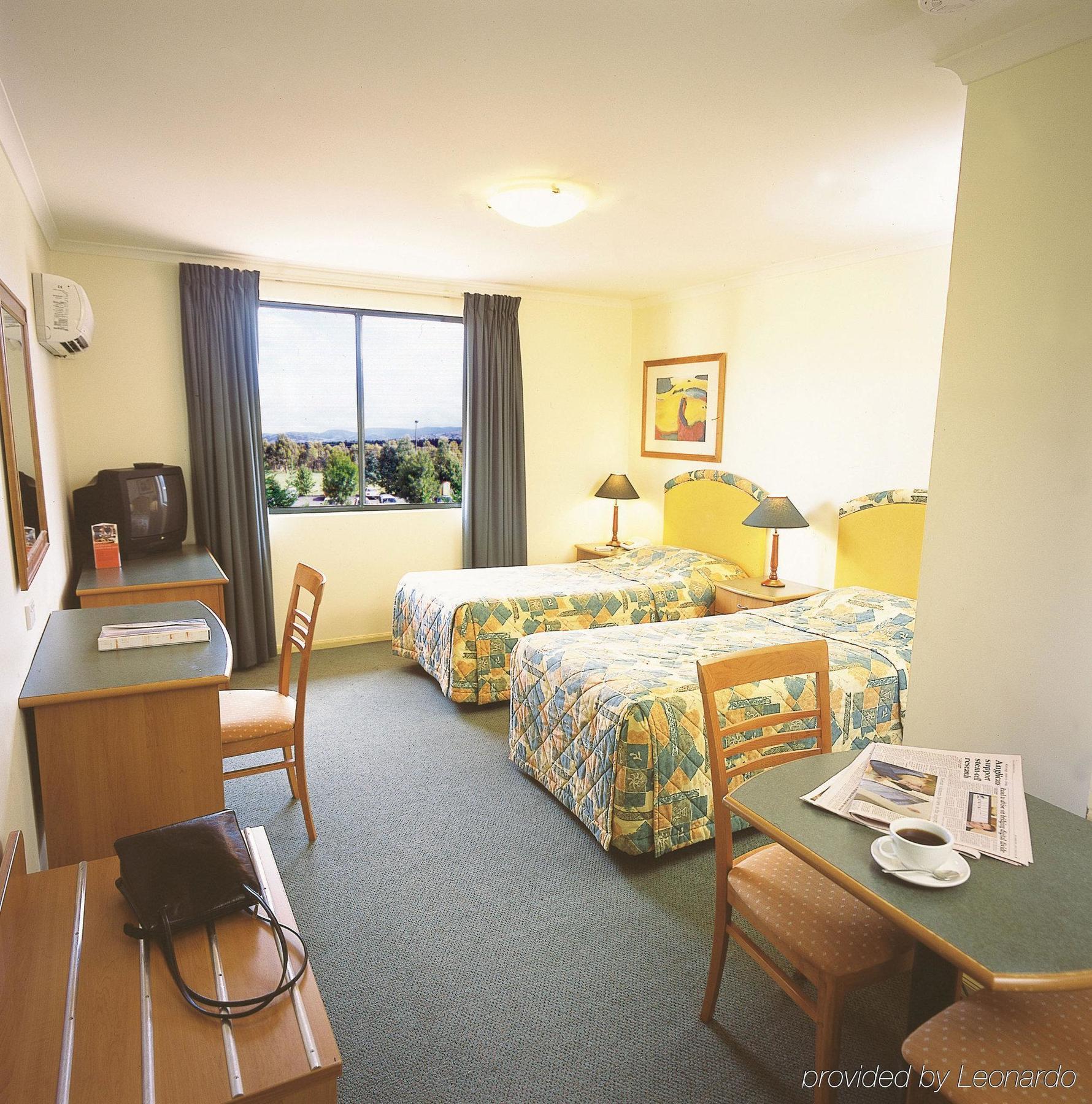 Alpha Hotel Canberra