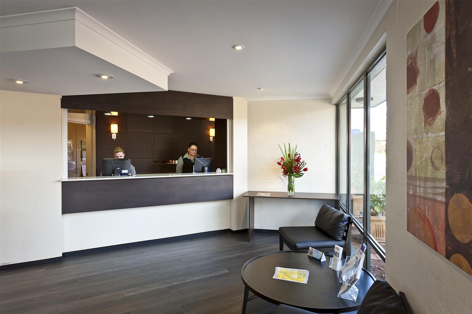 Hotel Tall Trees Ainslie Motel