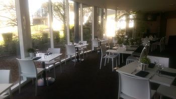 Ramada Encore By Wyndham Belconnen Hotel